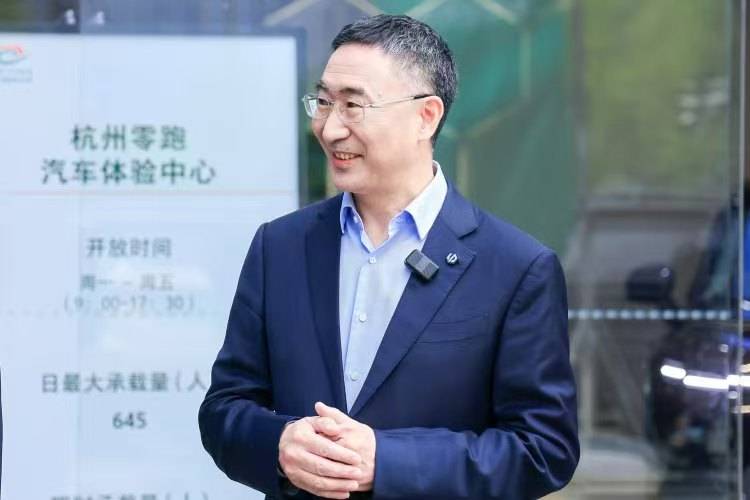 xm外汇开户流程武夷山政府公园发现3个大型真菌新物种